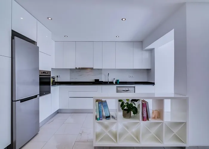 Al - Barracuda Village