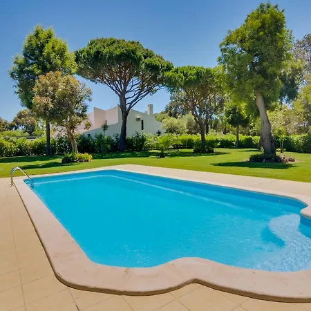 Al - Barracuda Village *