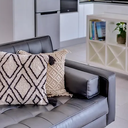 Al - Barracuda Village Apartment *