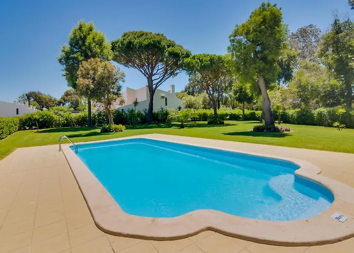 Al - Barracuda Village *